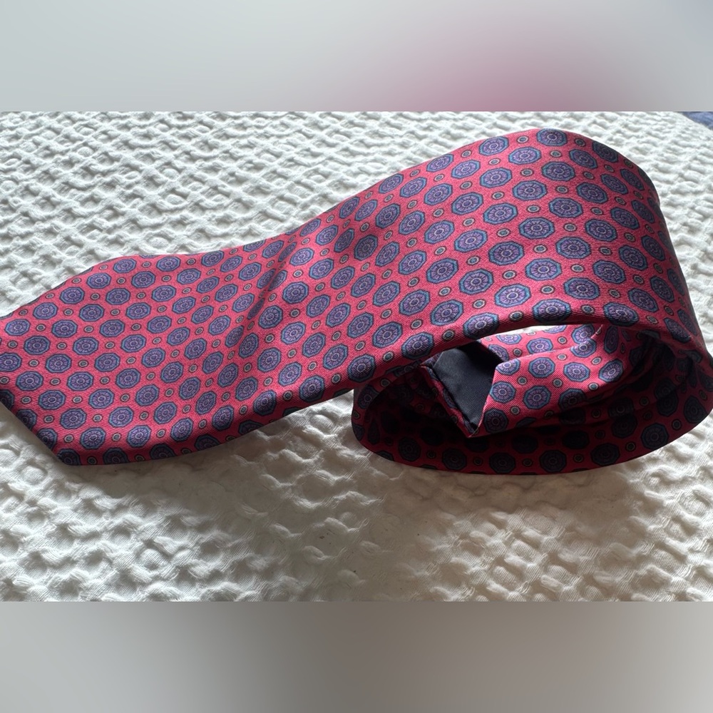 417 Van Heusen 100% Silk Tie Geometric‎ • Made in USA with Italian Fabric • VTG